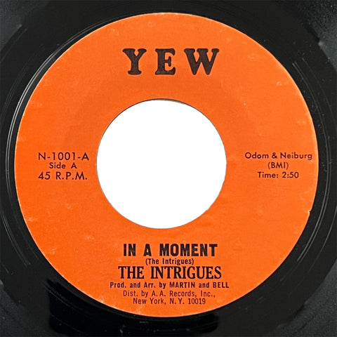 Intrigues - In A Moment (Orange)
